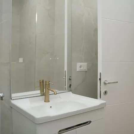 Sasso Bianco Apartment's *