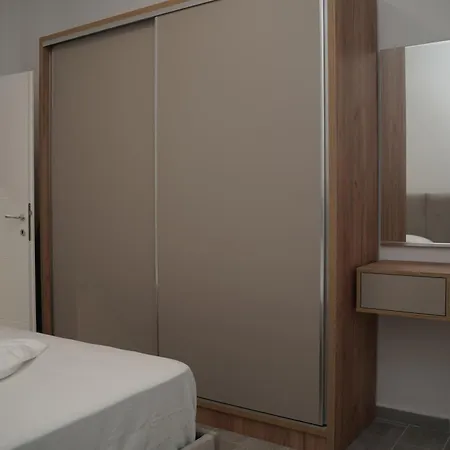 Sasso Bianco Apartment's Durrës