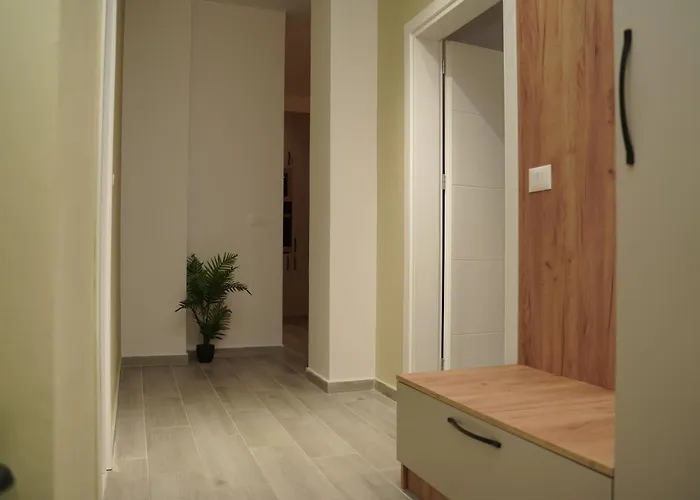 Sasso Bianco Apartment's Durrës