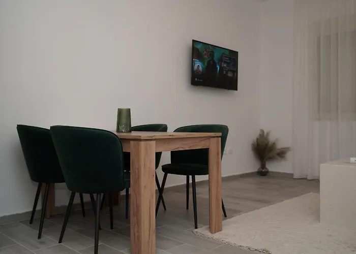 Sasso Bianco Apartment's * Durrës