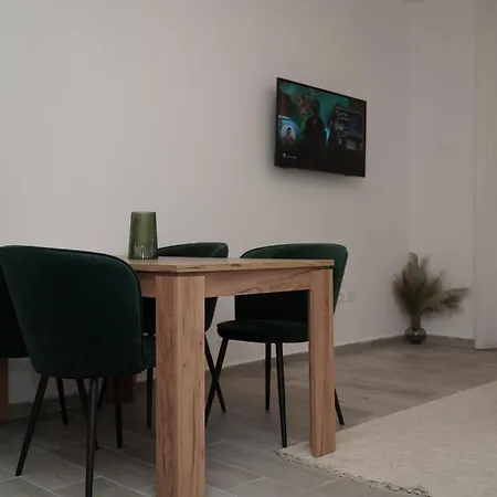 Sasso Bianco Apartment's * Durrës