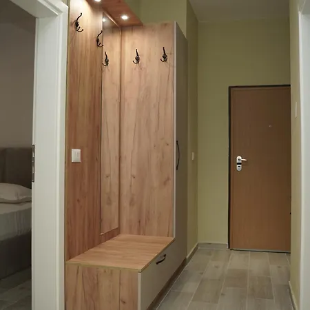 Апартаменты Sasso Bianco Apartment's Дуррес